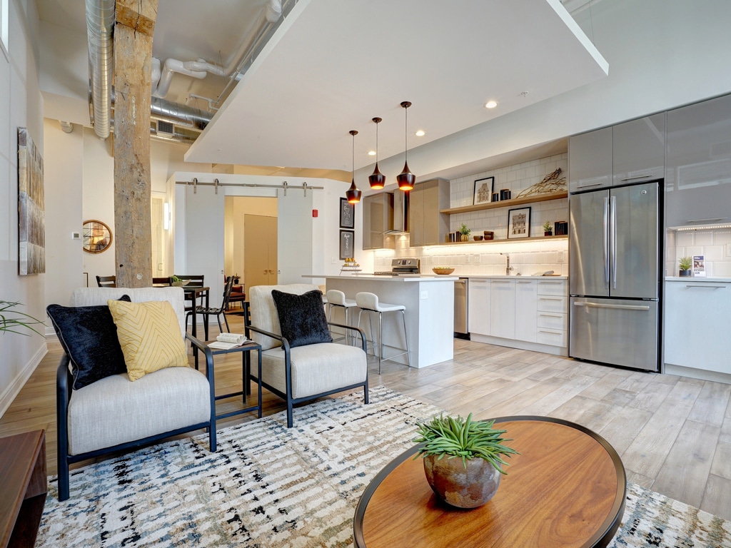 Downtown Cincinnati home staging